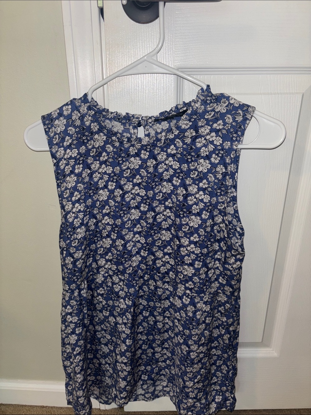 Rachel Zoe Blue and White Floral Sleeveless Blouse